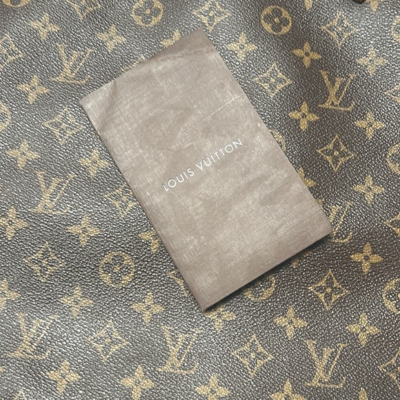 Louis Vuitton Neverfull GM - Picture 10 of 11